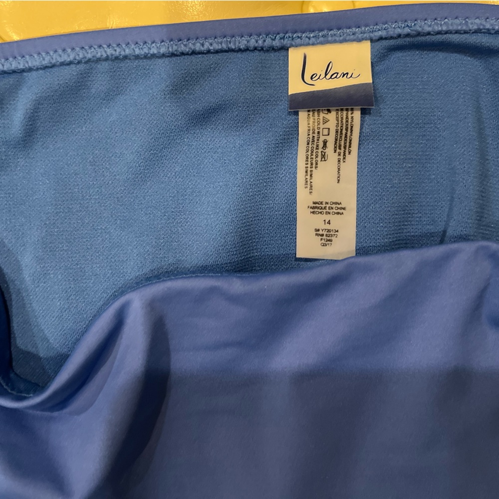 NWT Leilani Swim Suit Bottoms - Picture 4 of 4